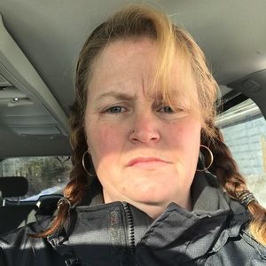 Meet your Posher, Robyn